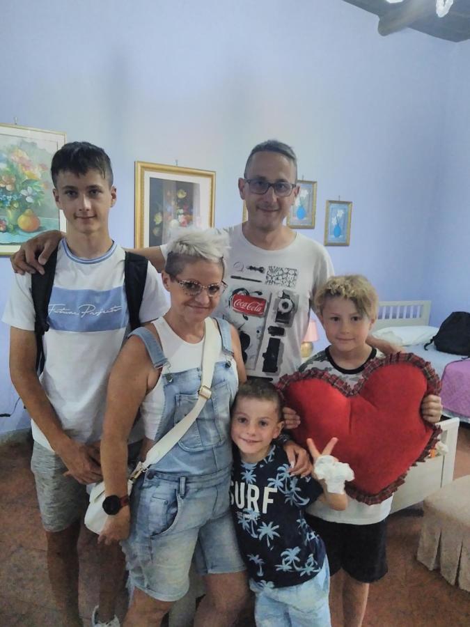 Casa Vacanza Zia Ersilia Rotondi Luaran gambar